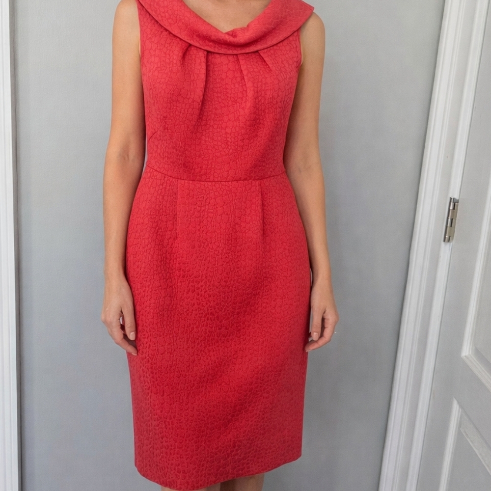 KATHERINE KELLY Coral Colored Silhouette Sleeveless Dress Size 8